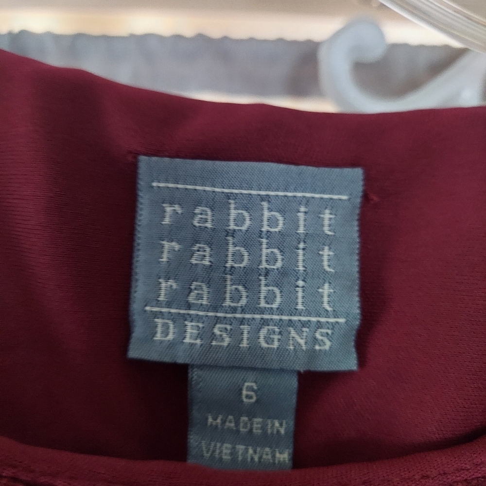 NWT RabbitRabbit Rabbit Women's Burgundy Dress Lace With Bell Sleeves - Picture 2 of 6
